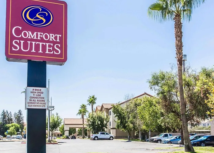 Kid friendly hotel Comfort Suites Bakersfield